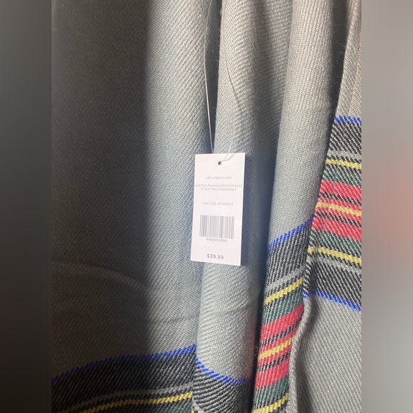 NWT Paperstore Grey Hood Plaid Poncho - Picture 4 of 9